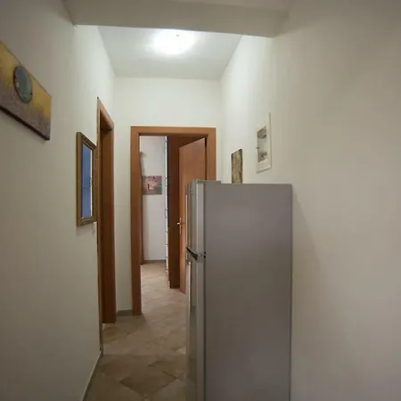Dioni דירה *